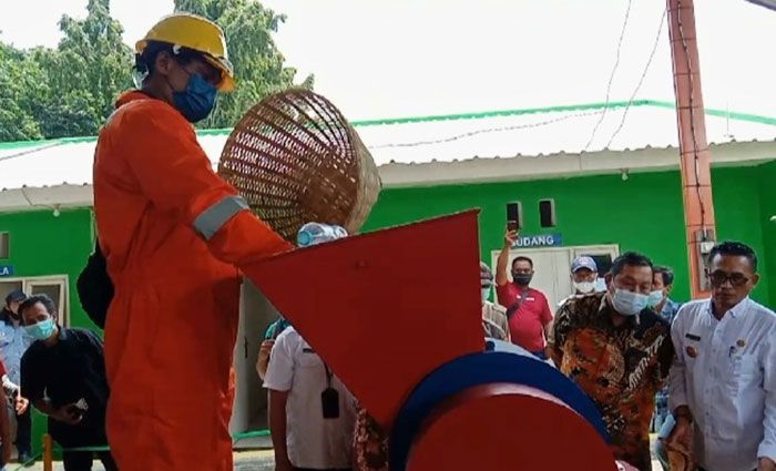 Bangun TPST, Desa Kureksari Waru Siap Jadi Percontohan Pengolahan Sampah di Sidoarjo Bangun TPST, Desa Kureksari Waru Siap Jadi Percontohan Pengolahan Sampah di Sidoarjo