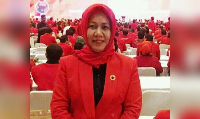 Muafiyah Rajin Turun Temui Kader dan Masyarakat Muafiyah Rajin Turun Temui Kader dan Masyarakat