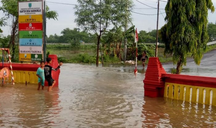 ​391 Rumah Warga Sadengrejo Kabupaten Pasuruan Terendam Banjir, Ketinggian Air Capai 90 Centimeter