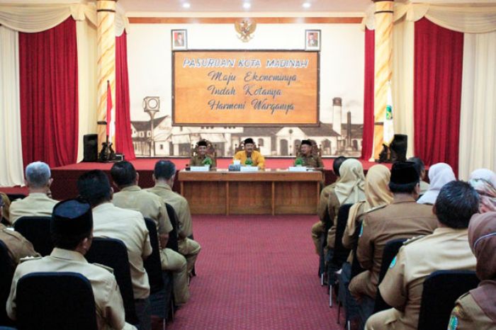 Gus Ipul Imbau Kepala Perangkat Daerah Tak Pakai Fasilitas Negara Saat Cuti Lebaran Gus Ipul Imbau Kepala Perangkat Daerah Tak Pakai Fasilitas Negara Saat Cuti Lebaran