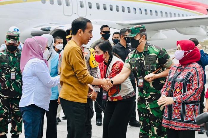 Presiden Jokowi dan Ibu Iriana akan Saksikan Pertandingan Balap F1 Powerboat Danau Toba Presiden Jokowi dan Ibu Iriana akan Saksikan Pertandingan Balap F1 Powerboat Danau Toba