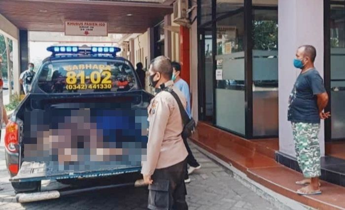 Pecah Ban, Pasutri Lansia di Kota Blitar Tewas Usai Hantam Aspal Jalan