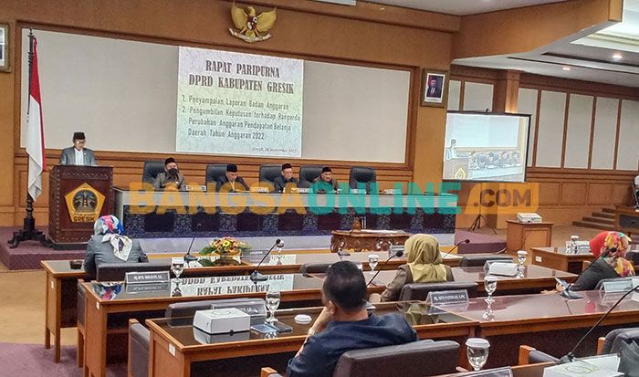 Muncul Anggaran Rp1,2 Miliar untuk Mobil Operasional dalam P-APBD 2022, Bupati Gresik Bilang Begini