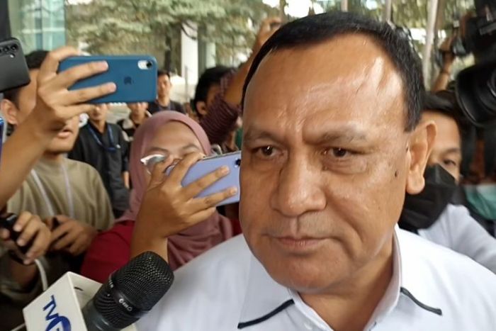 Meski Ditetapkan Sebagai Tersangka, Firli Bahuri Terlihat dalam Gelar Perkara Kasus di KPK Meski Ditetapkan Sebagai Tersangka, Firli Bahuri Terlihat dalam Gelar Perkara Kasus di KPK