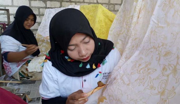 Manfaatkan Program CSR, Warga Tasikharjo Kembangkan Batik dan Pakan Ternak