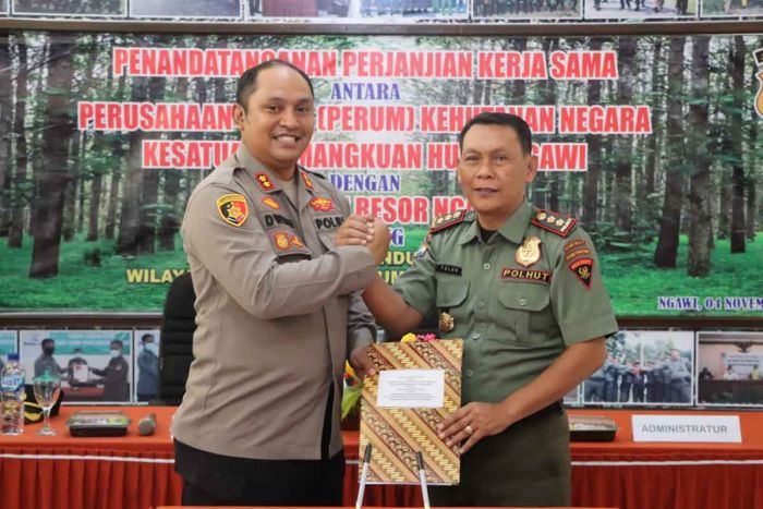 Jaga Kelestarian Hutan, Polres Ngawi Jalin Kerjasama dengan Perhutani Jaga Kelestarian Hutan, Polres Ngawi Jalin Kerjasama dengan Perhutani