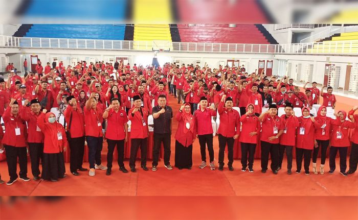 Gelar Rekercab Diperluas, PDIP Gresik Target 10 Kursi di Pemilu 2024 Gelar Rekercab Diperluas, PDIP Gresik Target 10 Kursi di Pemilu 2024