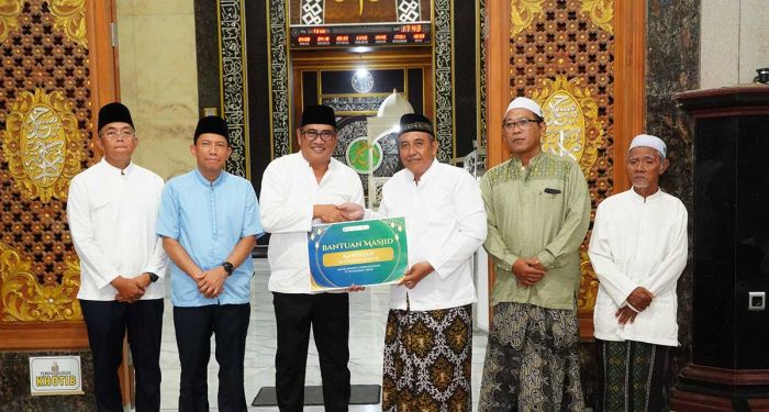 Gelar Safari Ramadhan, Petrokimia Gresik Salurkan Rp723,5 Juta untuk Masjid dan Ponpes