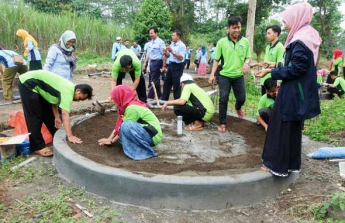 Geliat Santri Jombang Belajar Budidaya Lele Sistem Bioflok Geliat Santri Jombang Belajar Budidaya Lele Sistem Bioflok
