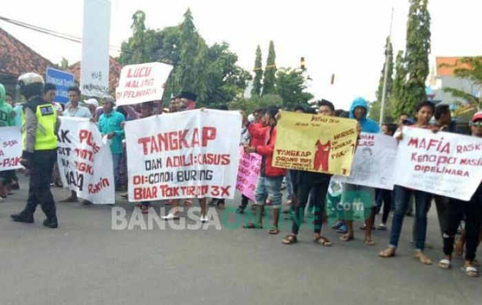Dugaan Pungli Raskin di Desa Candi Burung, Warga Luruk Polres Tuntut Kades Ditahan Dugaan Pungli Raskin di Desa Candi Burung, Warga Luruk Polres Tuntut Kades Ditahan