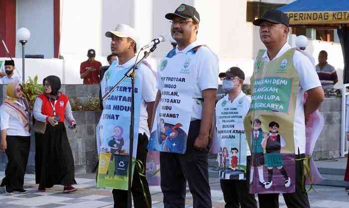 Ribuan Pelajar SD se-Kota Pasuruan Keliling Kota Kampanyekan Hidup Bersih dan Tertib Ribuan Pelajar SD se-Kota Pasuruan Keliling Kota Kampanyekan Hidup Bersih dan Tertib