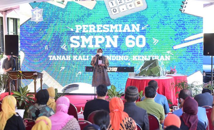 10 Tahun Wali Kota Risma, Terus Kembangkan Pendidikan Gratis hingga Pemerataan Mutu 10 Tahun Wali Kota Risma, Terus Kembangkan Pendidikan Gratis hingga Pemerataan Mutu