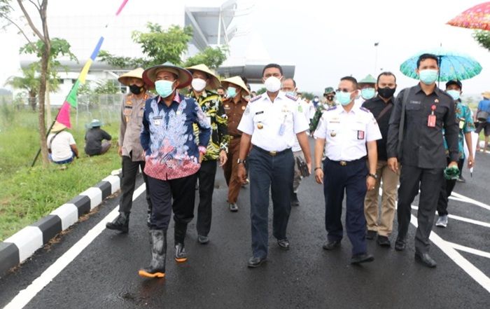 Program Padat Karya Bandara Trunojoyo Sumenep Berikan Dampak Ekonomi Masyarakat Sekitar Program Padat Karya Bandara Trunojoyo Sumenep Berikan Dampak Ekonomi Masyarakat Sekitar