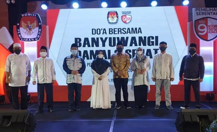 KPU Banyuwangi Tutup Rangkaian Kampanye dengan Doa Bersama KPU Banyuwangi Tutup Rangkaian Kampanye dengan Doa Bersama