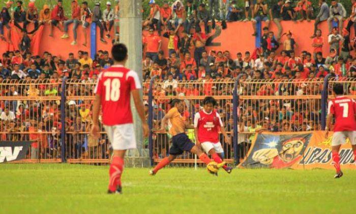 Uji Coba, Persibo Bojonegoro Bekuk Persewangi 2-1 Uji Coba, Persibo Bojonegoro Bekuk Persewangi 2-1