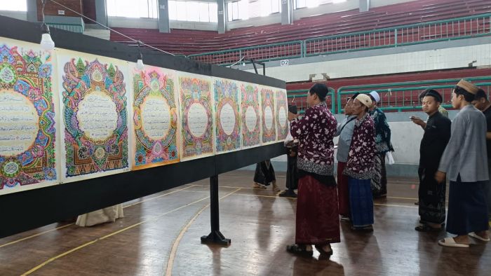 Kaligrafi Kontemporer di MTQ XXXI Jatim, Perwakilan Jember Usung Tema Kerajaan dan Makna Rezeki