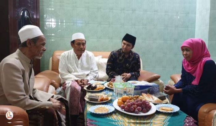 Gubernur Khofifah Menyebut ​Wafatnya Kiai Nawawi Duka Semua Umat Muslim Indonesia