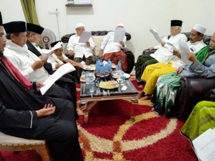 Puluhan Kiai Yakin Covid-19 segera Lenyap, Asal Serius Berdoa dan Sedekah Puluhan Kiai Yakin Covid-19 segera Lenyap, Asal Serius Berdoa dan Sedekah