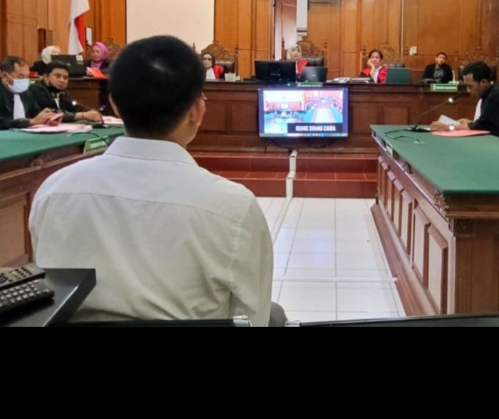 Warga Penjaringan Terdakwa Kasus Narkotika Sampaikan Pembelaan di PN Surabaya Warga Penjaringan Terdakwa Kasus Narkotika Sampaikan Pembelaan di PN Surabaya