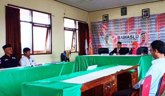Dua Caleg PDIP Dapat Teguran Keras Bawaslu, Ini Penyebabnya Dua Caleg PDIP Dapat Teguran Keras Bawaslu, Ini Penyebabnya