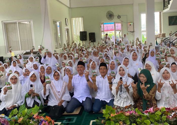 PC Fatayat NU Kota Malang Nyatakan Dukung Paslon ABADI PC Fatayat NU Kota Malang Nyatakan Dukung Paslon ABADI