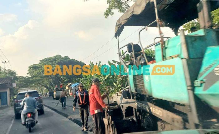 Respons Masyarakat soal Perbaikan dan Peningkatan Jalan di Kabupaten Mojokerto Respons Masyarakat soal Perbaikan dan Peningkatan Jalan di Kabupaten Mojokerto