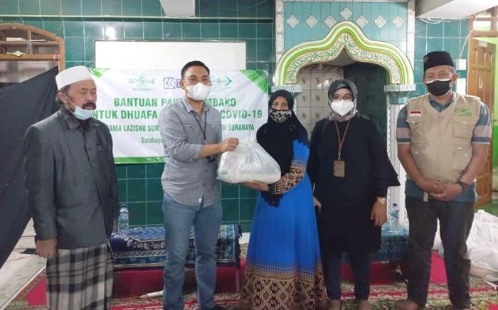 LAZISNU Surabaya Gandeng BRI Salurkan Paket Sembako kepada Santri Ponpes Sunan Giri LAZISNU Surabaya Gandeng BRI Salurkan Paket Sembako kepada Santri Ponpes Sunan Giri