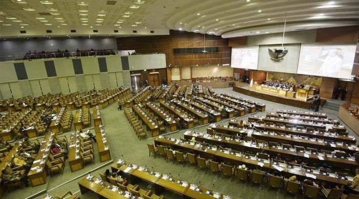 Rapat Paripurna Revisi UU KPK Batal Digelar, SBY Mendadak Putar Haluan Rapat Paripurna Revisi UU KPK Batal Digelar, SBY Mendadak Putar Haluan