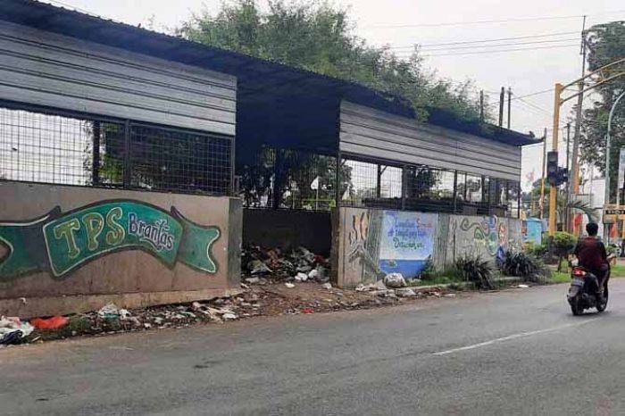 Belasan Hektare Lahan Aset Pemkot Probolinggo Dikuasai Warga Belasan Hektare Lahan Aset Pemkot Probolinggo Dikuasai Warga