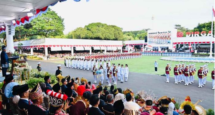 Menteri ATR/BPN Kenakan Baju Adat saat Upacara HUT ke-80 RI Menteri ATR/BPN Kenakan Baju Adat saat Upacara HUT ke-80 RI