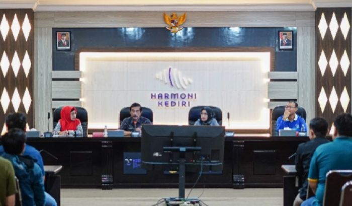 Ukur Kinerja Operator TIK Kelurahan dan Kecamatan, Pemkot Kediri Gelar Pembinaan dan Monev Ukur Kinerja Operator TIK Kelurahan dan Kecamatan, Pemkot Kediri Gelar Pembinaan dan Monev