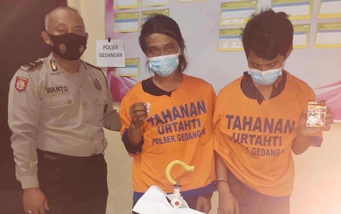 Gencar Berantas Narkoba, Polsek Gedangan Bekuk Duo Pengedar Sabu Gencar Berantas Narkoba, Polsek Gedangan Bekuk Duo Pengedar Sabu
