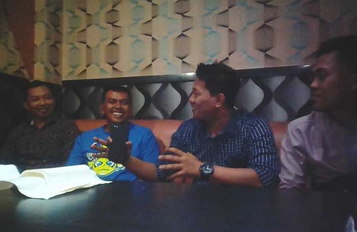 Bantah Sediakan Room dan Purel untuk Mesum, Karaoke X2 Bakal Polisikan Sejumlah Media Bantah Sediakan Room dan Purel untuk Mesum, Karaoke X2 Bakal Polisikan Sejumlah Media