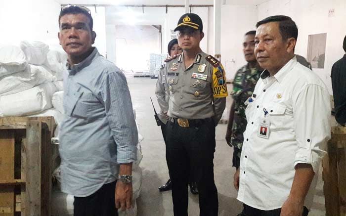 Lagi, Mabes Polri Gerebek 2 Gudang Garam Ilegal di Gresik Lagi, Mabes Polri Gerebek 2 Gudang Garam Ilegal di Gresik