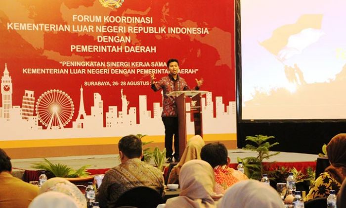 Tingkatkan Investasi Luar Negeri, Wagub Emil Minta Pemda Jaga Kepuasan Investor Tingkatkan Investasi Luar Negeri, Wagub Emil Minta Pemda Jaga Kepuasan Investor