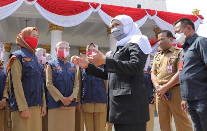 Gubernur Khofifah Minta 10 Lulusan Terbaik IPDN Angkatan XXVII Ditempatkan di Pemprov Jatim Gubernur Khofifah Minta 10 Lulusan Terbaik IPDN Angkatan XXVII Ditempatkan di Pemprov Jatim