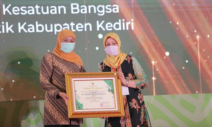 Gubernur Khofifah Minta Perangkat Daerah Perkuat Inovasi dan Budaya Kerja Kolaboratif Gubernur Khofifah Minta Perangkat Daerah Perkuat Inovasi dan Budaya Kerja Kolaboratif