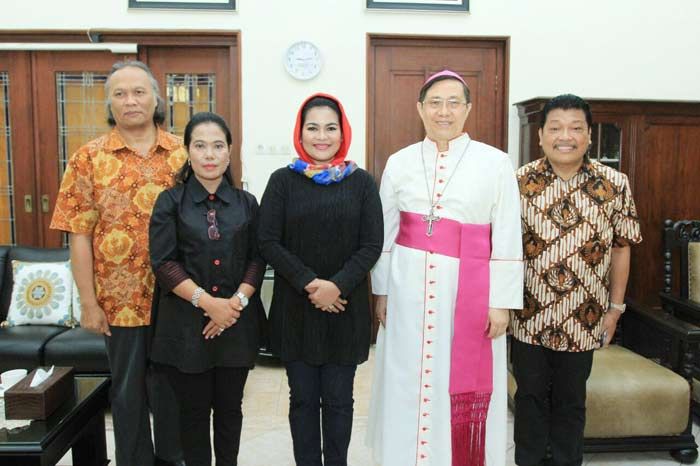 Tegaskan Komitmen Kebangsaan, Puti Kunjungi Keuskupan Malang Tegaskan Komitmen Kebangsaan, Puti Kunjungi Keuskupan Malang
