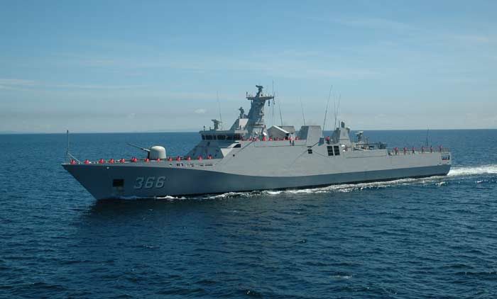 Sambut Hari Jadi TNI AL ke-72 Koarmatim Adakan Open Ship Sambut Hari Jadi TNI AL ke-72 Koarmatim Adakan Open Ship