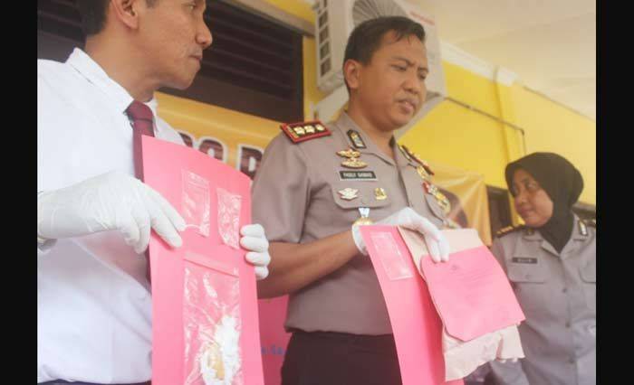 Kepergok Bawa Sabu, Dua Warga Rengel Ditangkap polisi Kepergok Bawa Sabu, Dua Warga Rengel Ditangkap polisi