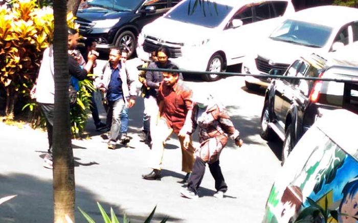 Tim Banggar DPRD Kota Malang Diperiksa KPK Tim Banggar DPRD Kota Malang Diperiksa KPK