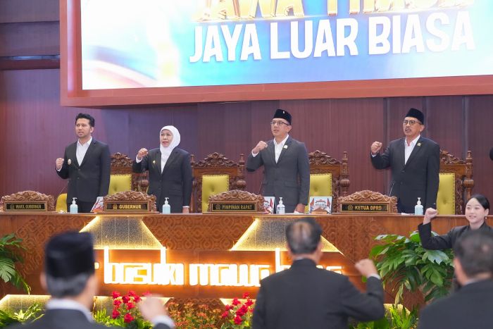 Penuhi Standar Regulasi, Gubernur Khofifah Apresiasi Pendapat Pansus DPRD Jatim atas LKPJ 2025 