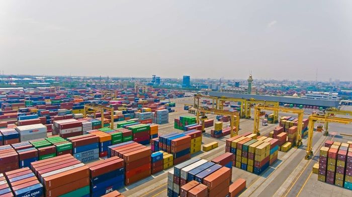 Selama PPKM Darurat, Pelindo III Jamin Kelancaran Arus Logistik Selama PPKM Darurat, Pelindo III Jamin Kelancaran Arus Logistik
