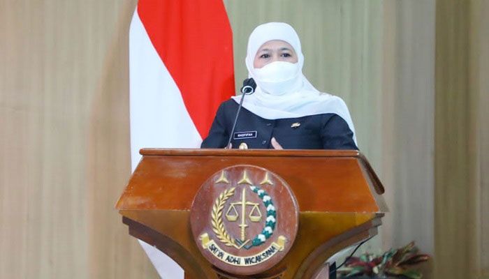 Tindak Lanjuti Instruksi Presiden Jokowi, Gubernur Khofifah Imbau Masyarakat Perketat Prokes Tindak Lanjuti Instruksi Presiden Jokowi, Gubernur Khofifah Imbau Masyarakat Perketat Prokes