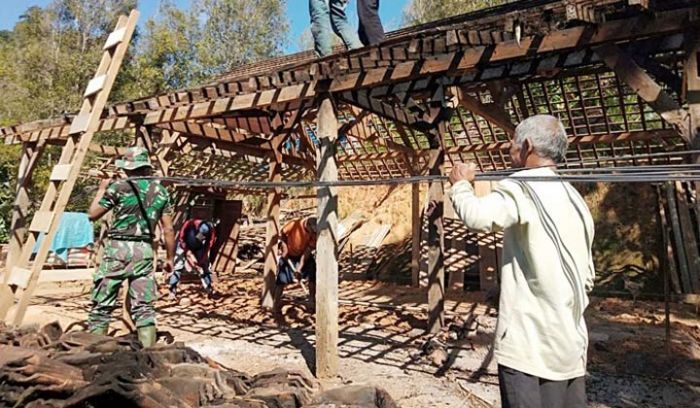 Saeran, Lansia Pelecut Semangat Satgas TMMD di Trenggalek