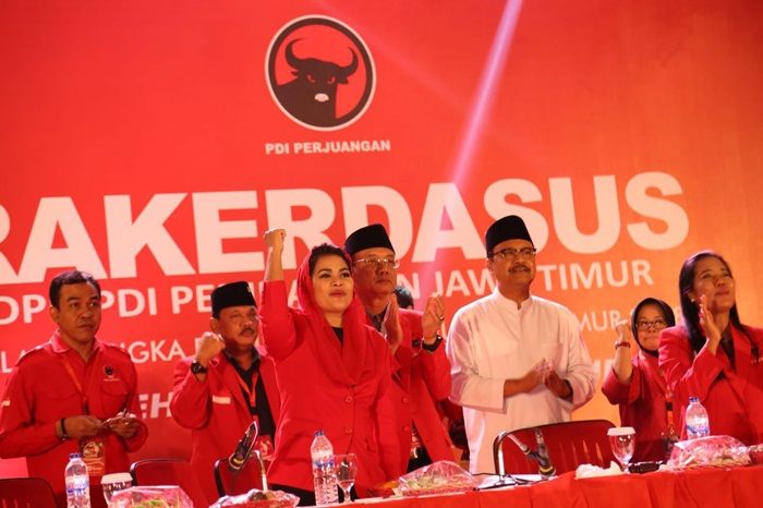 Bangun Jatim, Gus Ipul-Puti Siapkan Beragam Program Pro Rakyat Bangun Jatim, Gus Ipul-Puti Siapkan Beragam Program Pro Rakyat