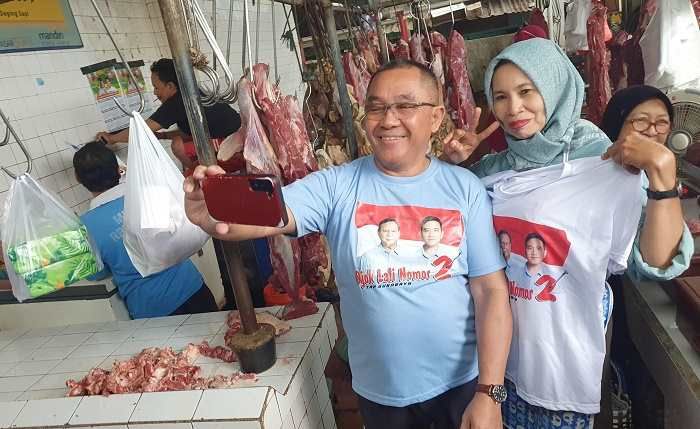 Kampanye Hari Terakhir, RGS Gaet Pedagang Pasar untuk Menangkan Prabowo-Gibran Kampanye Hari Terakhir, RGS Gaet Pedagang Pasar untuk Menangkan Prabowo-Gibran