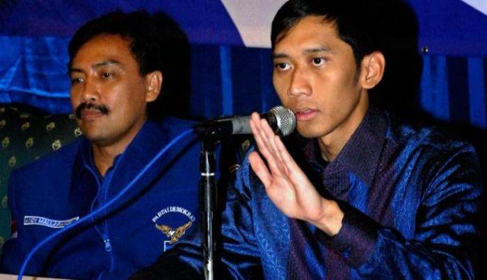 Anak Buah Nazaruddin Ngaku Dua Kali Antar Uang ke Ibas dan Andi Anak Buah Nazaruddin Ngaku Dua Kali Antar Uang ke Ibas dan Andi