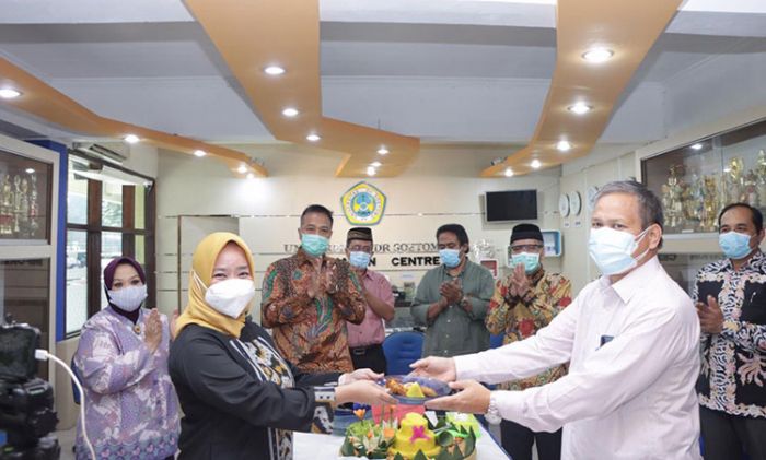 Peduli Dampak Covid-19, Unitomo Surabaya Bebaskan Uang Gedung bagi Mahasiswa Peduli Dampak Covid-19, Unitomo Surabaya Bebaskan Uang Gedung bagi Mahasiswa