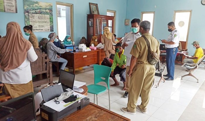 Sasar Pengemudi Becak dan Angkutan Kota, Dishub Kota Pasuruan Gelar Vaksinasi 293 Dosis